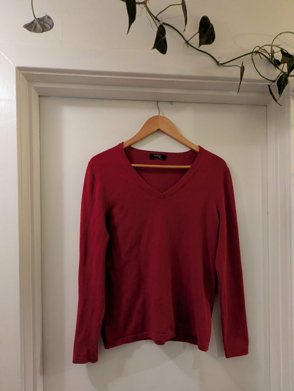 100% merino wool sweater - size medium